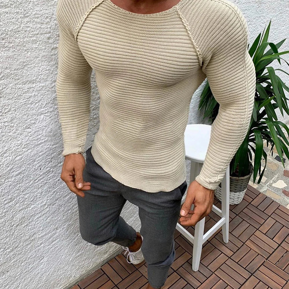 Pullover Top With Long Sleeves