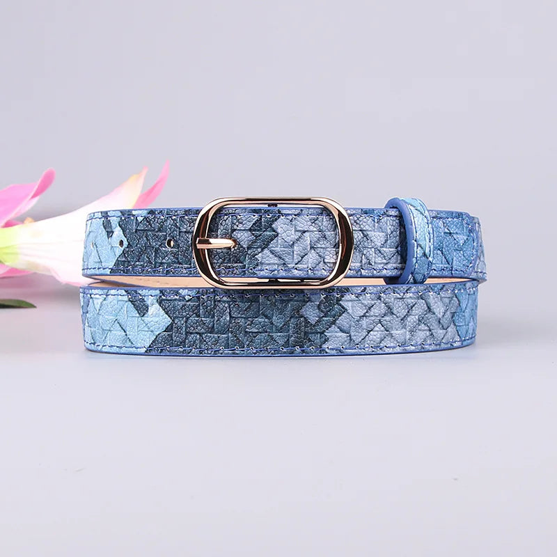 Unlock youthful elegance with a geometric print belt