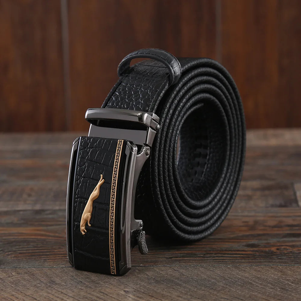 Trendy men's belt of 3.5 cm with automatic buckle, material made of cowhide and crocodile pattern