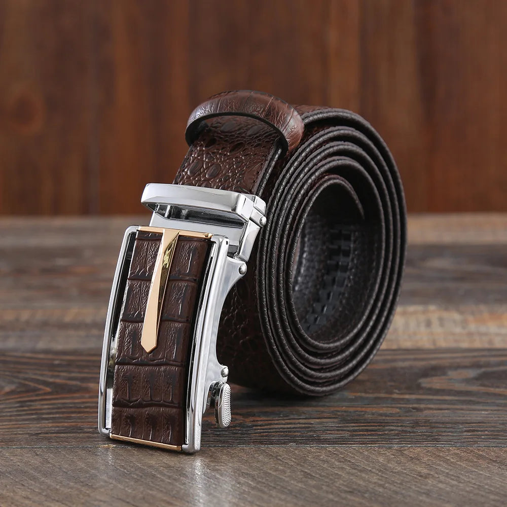 Trendy men's belt of 3.5 cm with automatic buckle, material made of cowhide and crocodile pattern